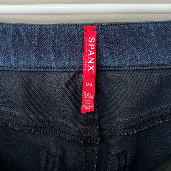 SPANX Jean-ish Ankle Leggings in Twilight Rinse - Picture 12 of 13